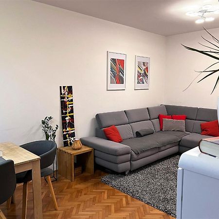 Mm Split Apartment - 5 Min By Car To The Beach & City Center - Free Public Parking Екстер'єр фото